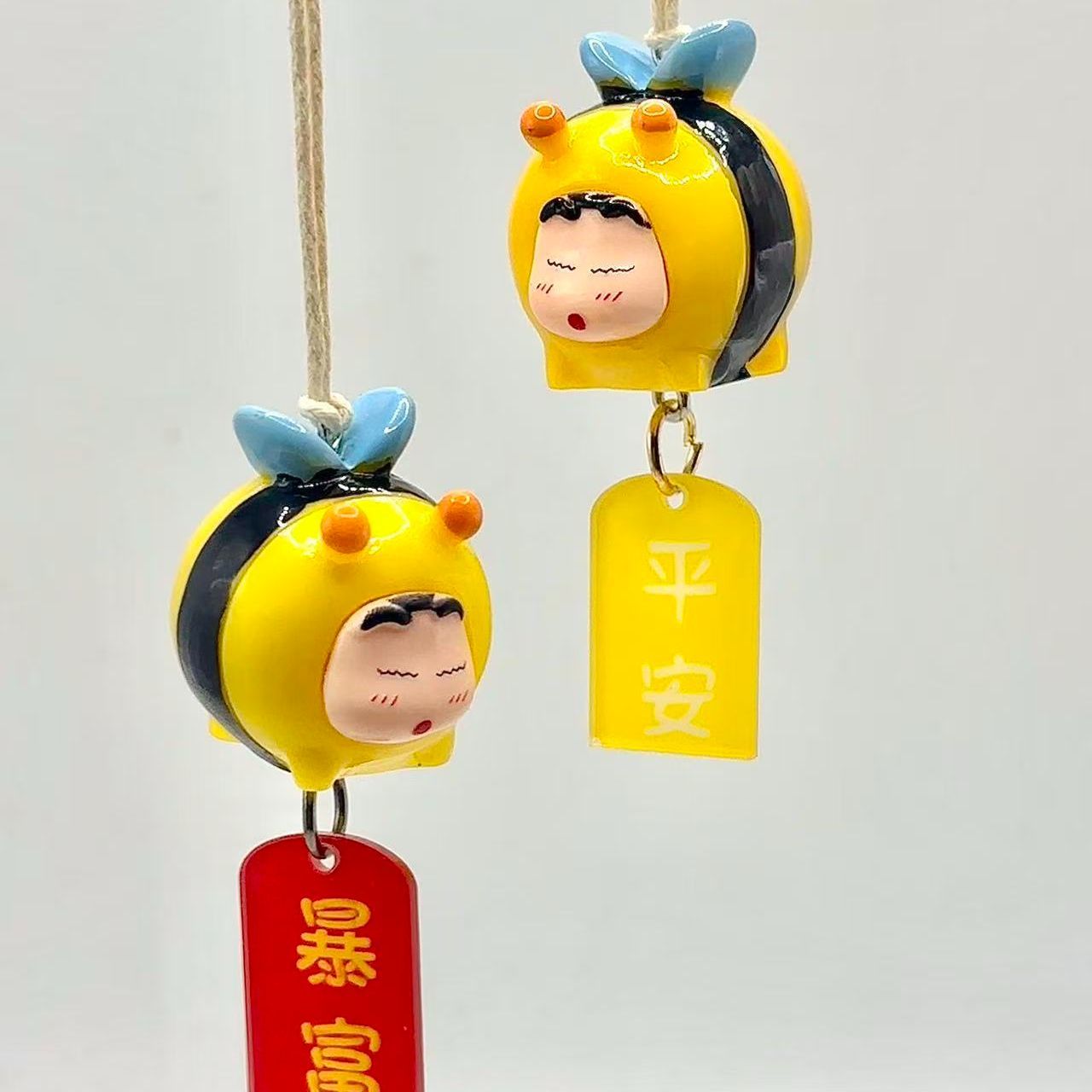 Car Accessories Papar - Figura de Cosplay do Crayon Shin-chan